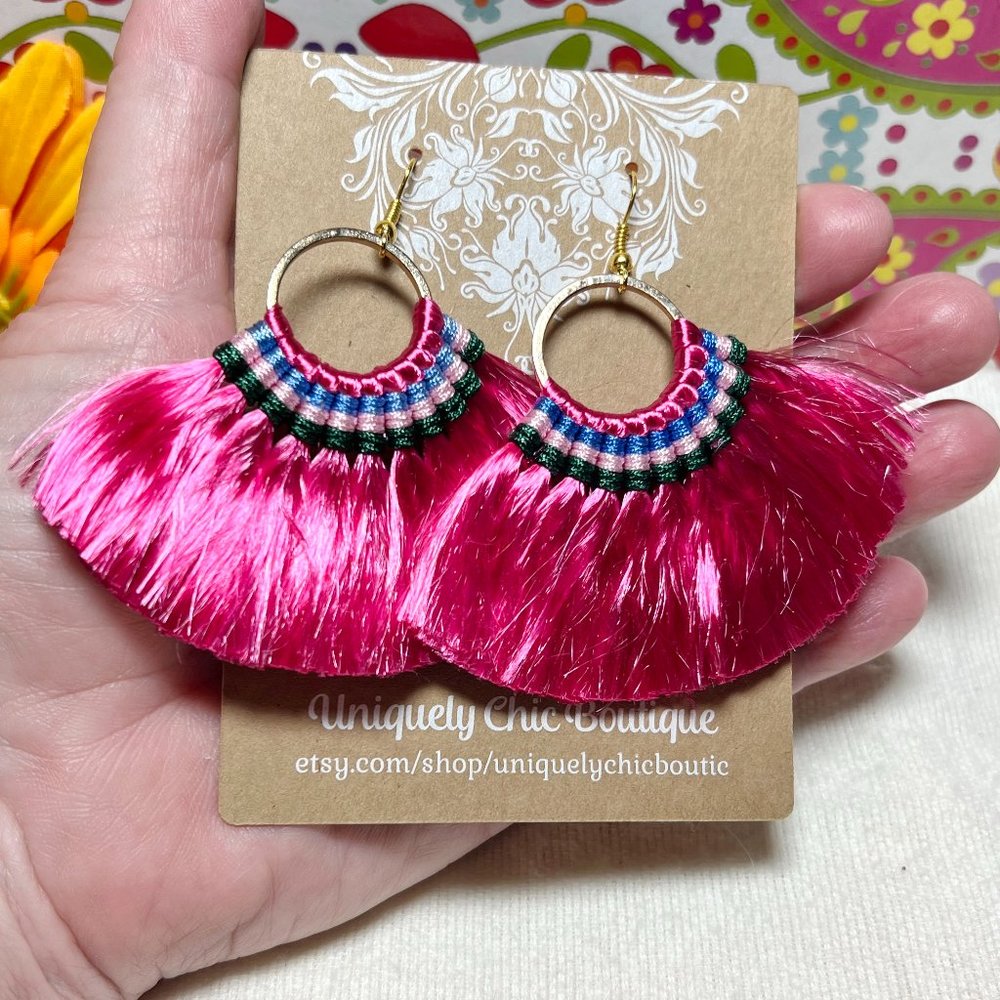 Med Fan Tassel Earrings Pink Hoops Smooth Shiny Silky Fringe Drop Dangles NWT - Picture 3 of 4